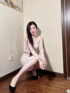 742034491: Chica busca chico en Granada