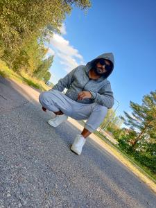 687797157: Chico busca chica en Córdoba