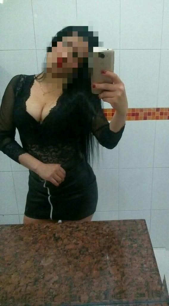 Chica busca chico en Huelva: 