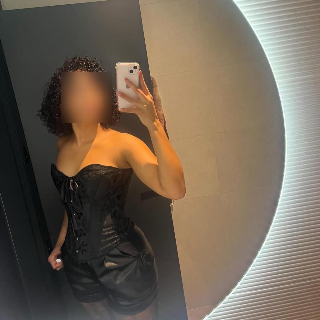 630682989: Chica busca chico en Cádiz