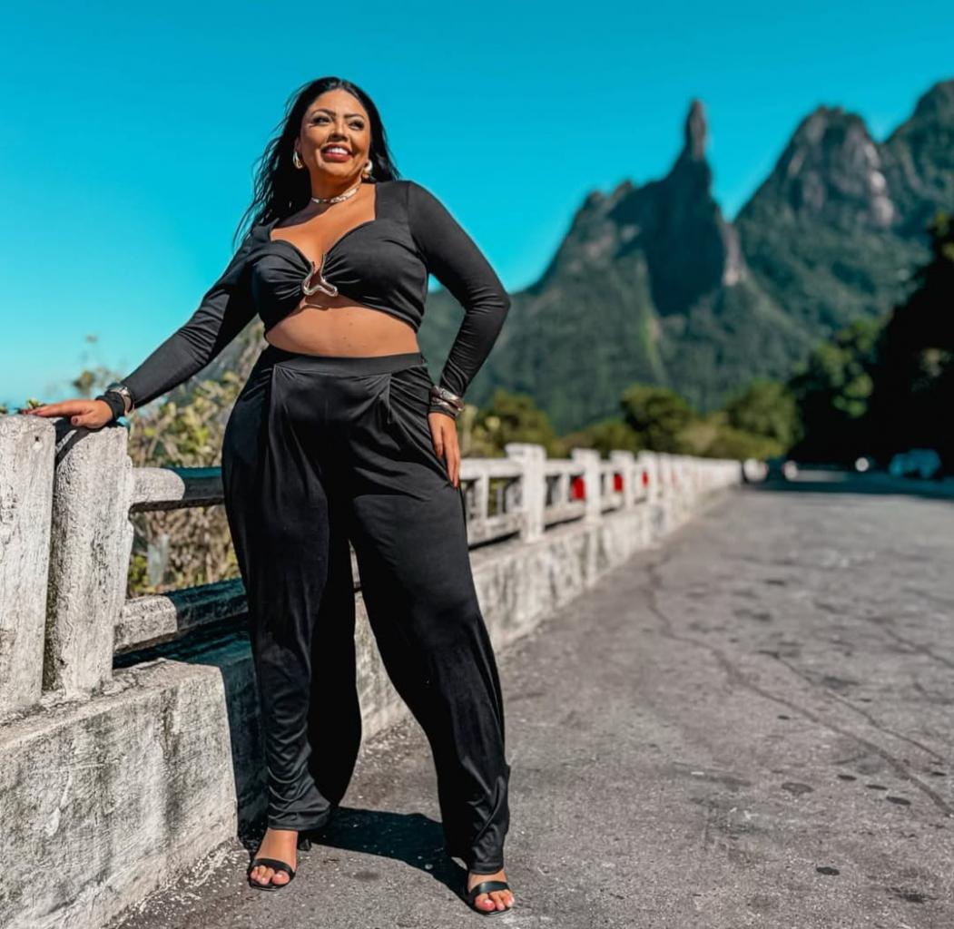 644014870: Chica busca chico en León