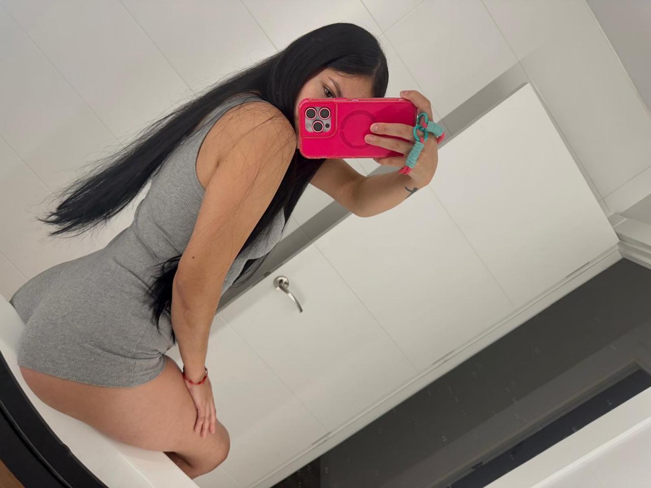 614817117: Chica busca chico en Cantabria