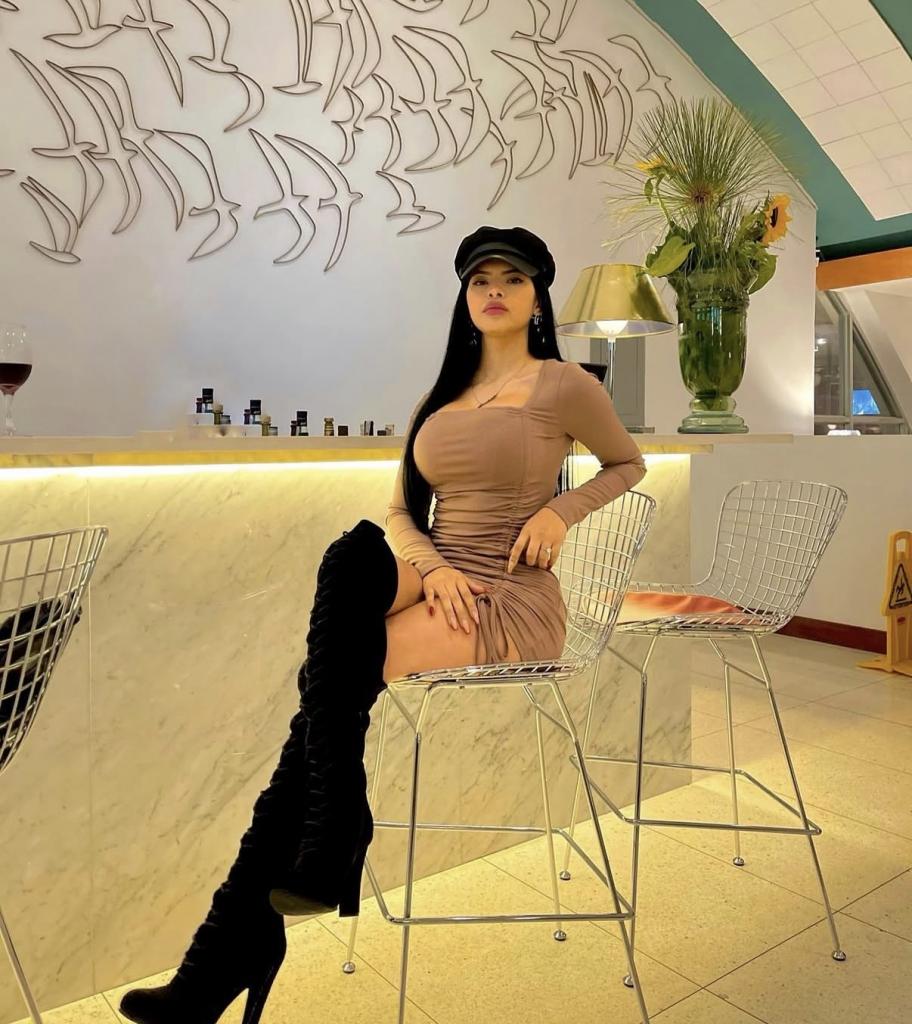 Chica busca chico en Huelva: 