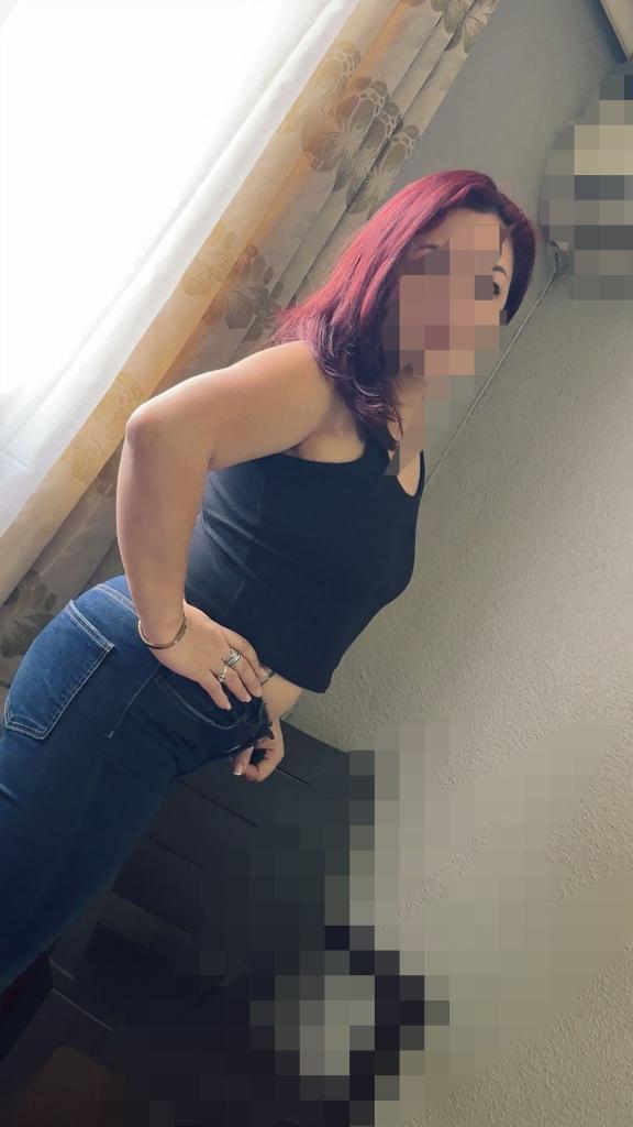 Chica busca chico en Jaén: 