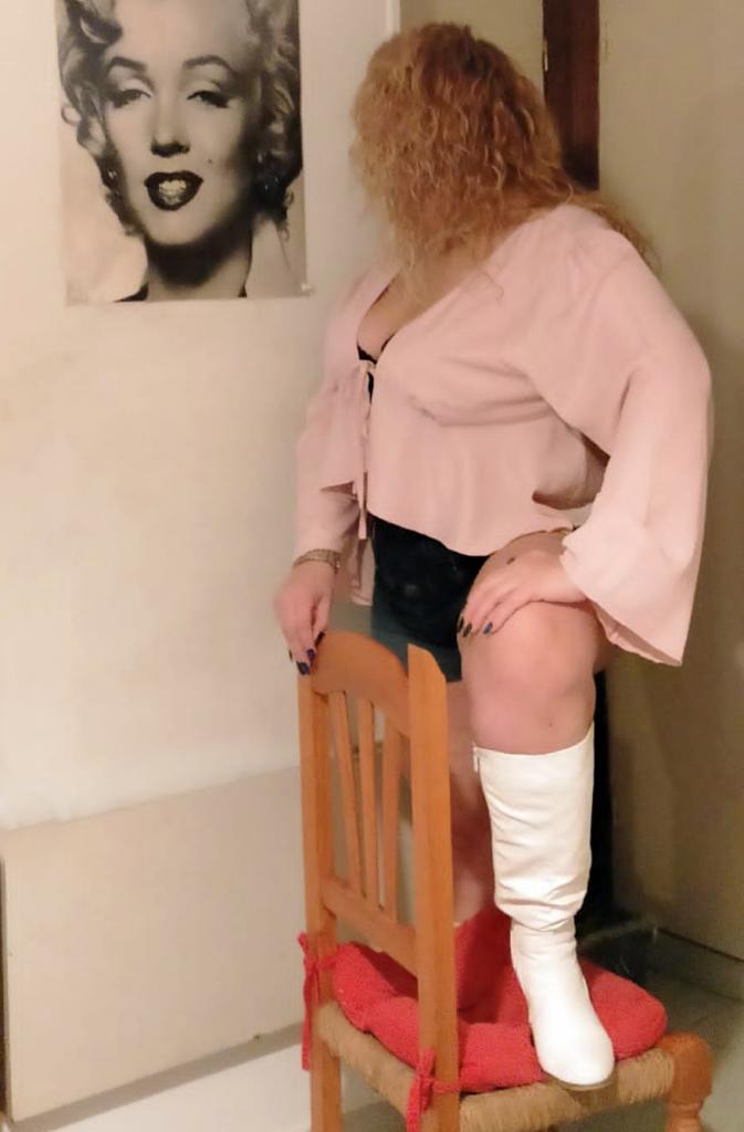 Chica busca chico en Barcelona: 