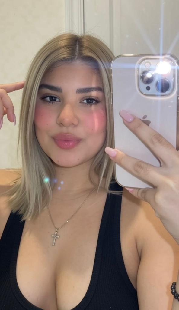 604230270: Chica busca chico en Pontevedra