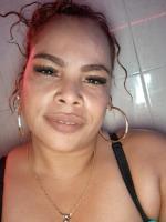 677714108: Chica busca chico en Barcelona