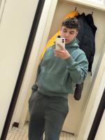 661169359: Chico busca chica en Sevilla