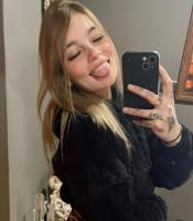 613697150: Chica busca chico en Almería