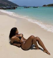 642971463: Chica busca chico en Cádiz