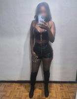 742094351: Chica busca chico en La Coruña