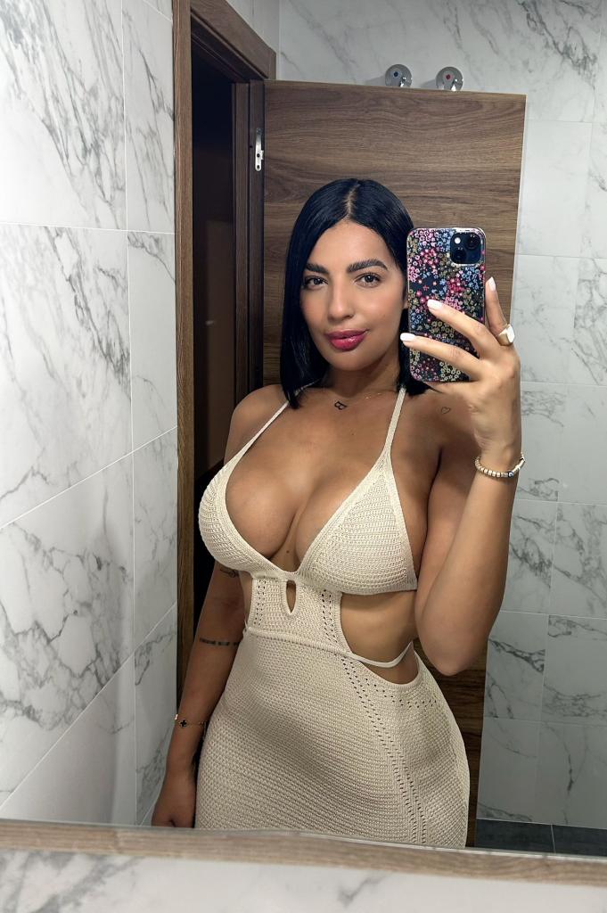 Chica busca chico en Sevilla: 