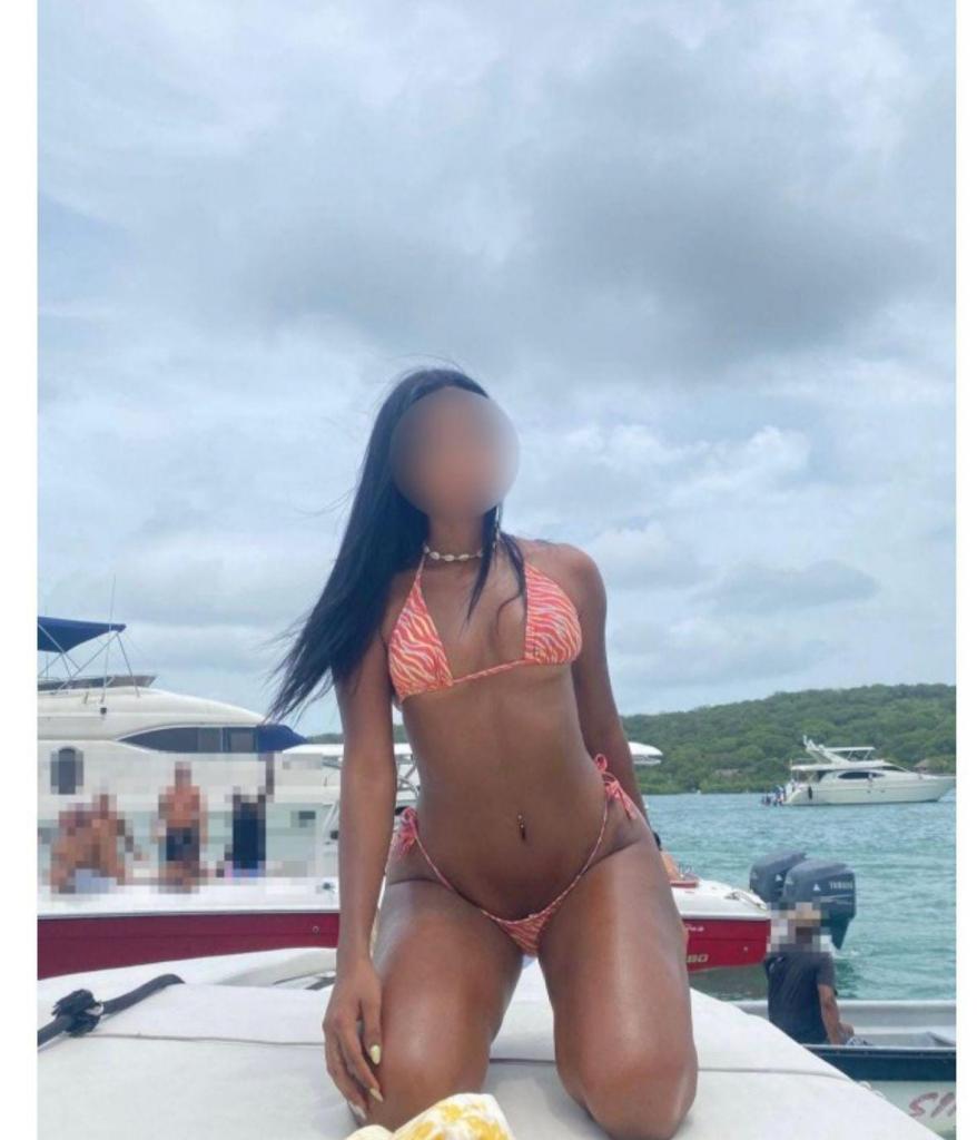 Chica busca chico en La Coruña: 