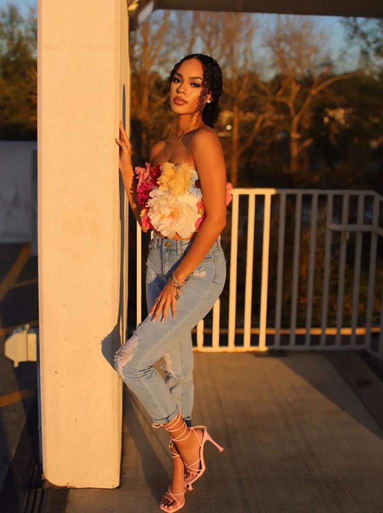 Chica busca chico en Asturias: 