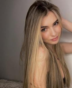 613775078: Chica busca chico en Navarra