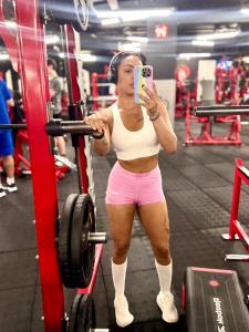 666321051: Chica busca chico en Badajoz