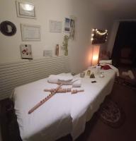 692490215: Chica busca chico en Gerona