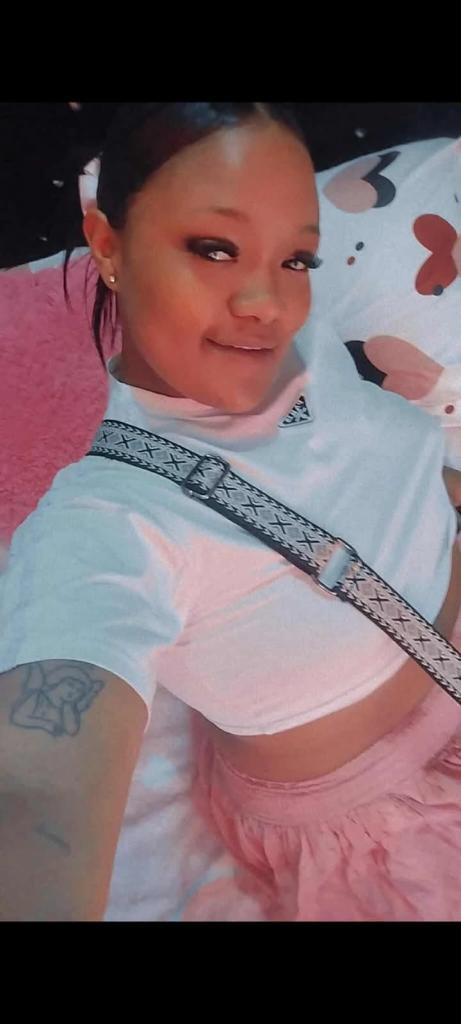631990193: Chica busca chico en Alicante