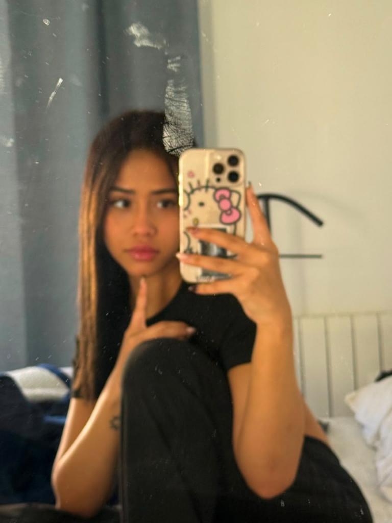 Chica busca chico en Ibiza: 