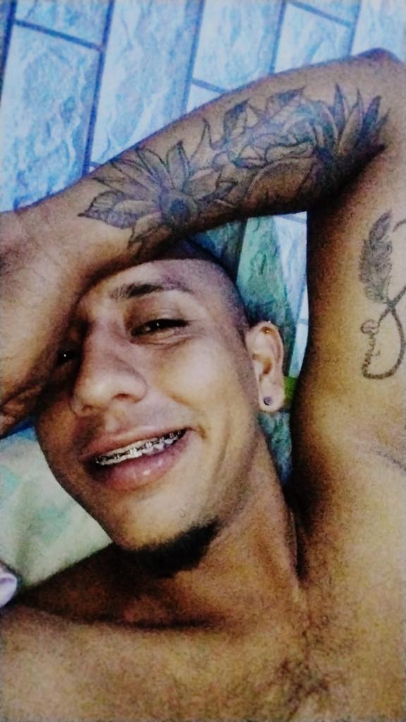 692709707: Chico busca chica en Madrid