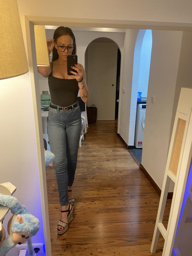 Chica busca chico en Mallorca: 