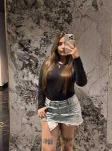613363242: Chica busca chico en Madrid