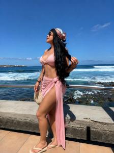647299043: Chica busca chico en Salamanca