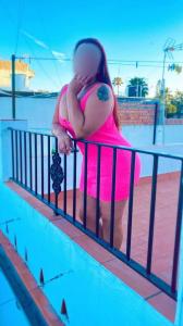 667600934: Chica busca chico en Sevilla