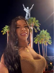 604338275: Transexual en La Coruña