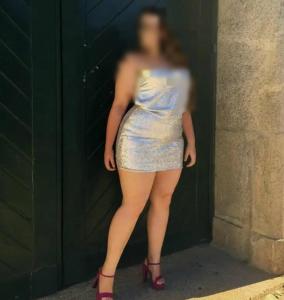 745052148: Chica busca chico en Albacete