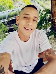 692709707: Chico busca chica en Madrid