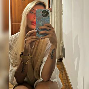 675831459: Chica busca chico en Tenerife