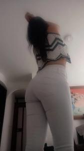 745086596: Chica busca chico en Tarragona