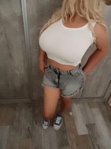 652039555: Chica busca chico en Madrid