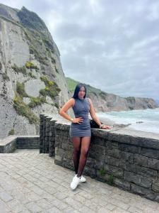 660617609: Chica busca chico en Cantabria