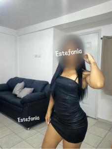 613808769: Chica busca chico en Sevilla