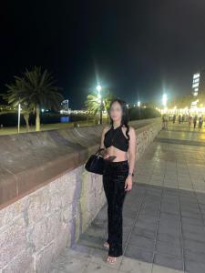 666314466: Chica busca chico en Ibiza