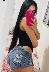 637054839: Chica busca chico en Málaga