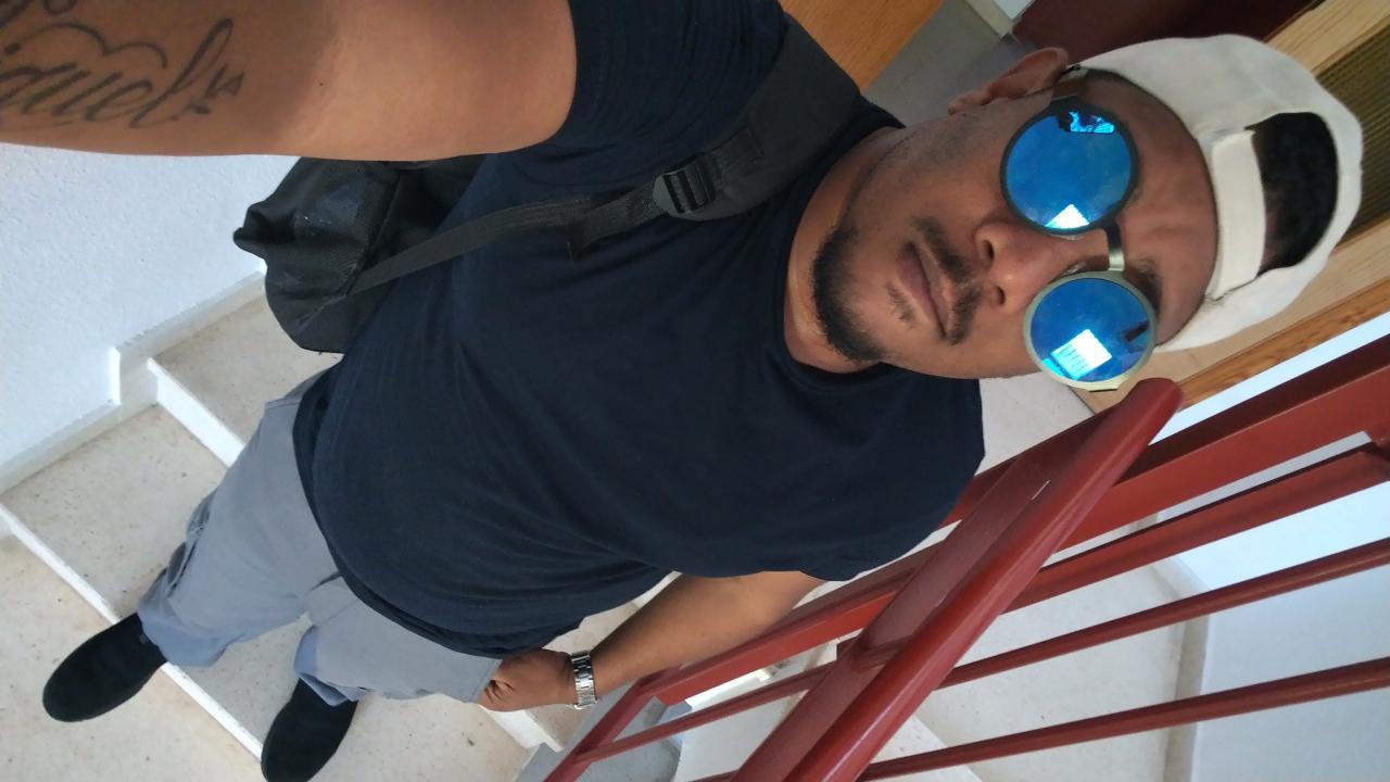 674395144: Chico busca chica en Málaga