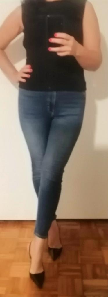 Chica busca chico en La Coruña: 