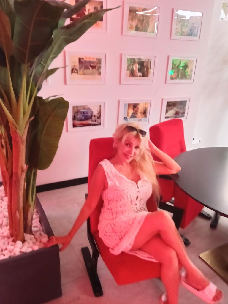 Chica busca chico en Alicante: 