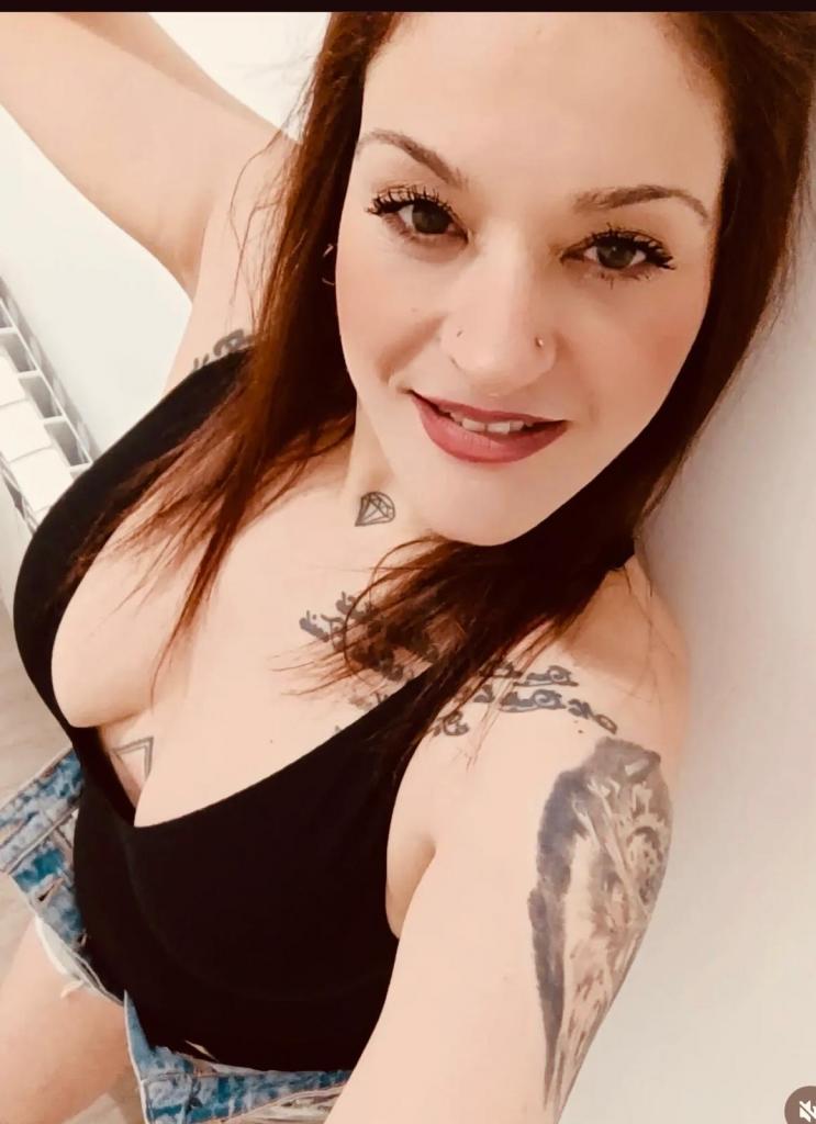 672930611: Chica busca chico en Valencia