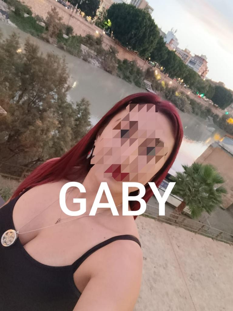 Chica busca chico en Almería: 