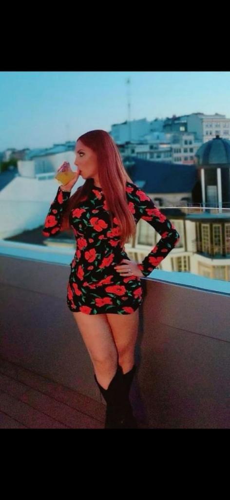 655976921: Transexual en Barcelona