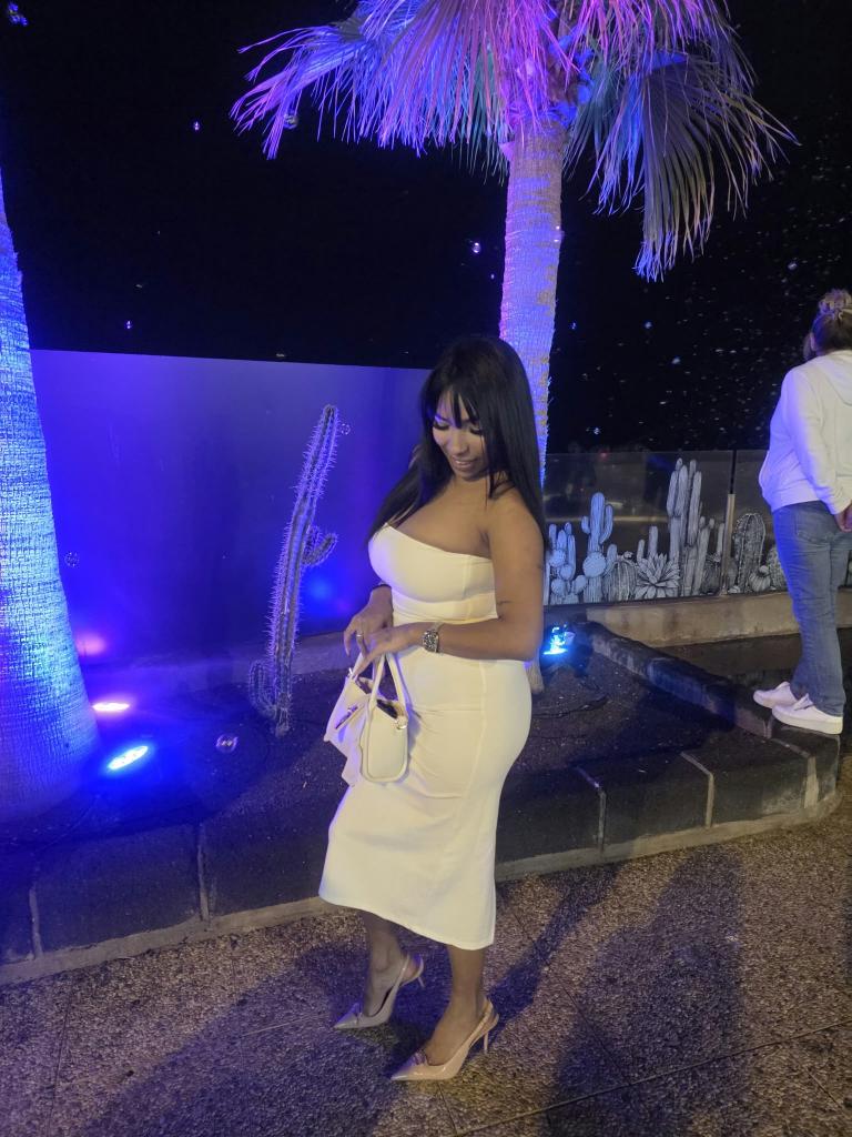 Chica busca chico en Las Palmas: Chica busca chico
