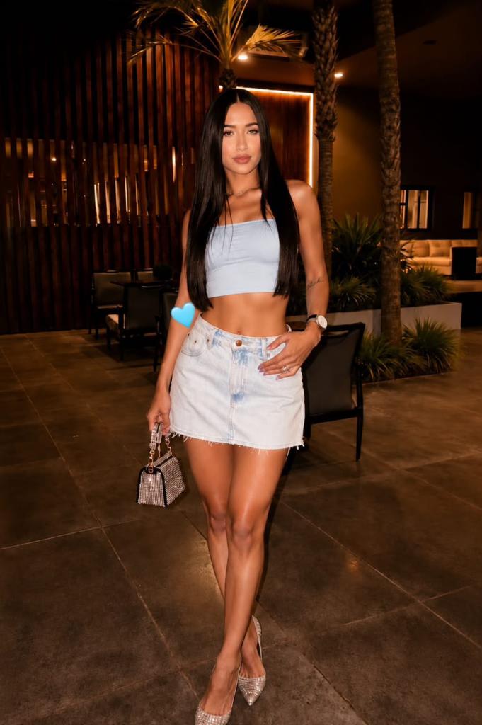 685903306: Chica busca chico en Mallorca