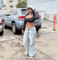671785258: Chica busca chico en Barcelona