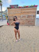 692714370: Chica busca chico en Barcelona