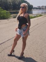 675831682: Chica busca chico en Tenerife