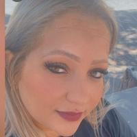 631043293: Chica busca chico en Barcelona